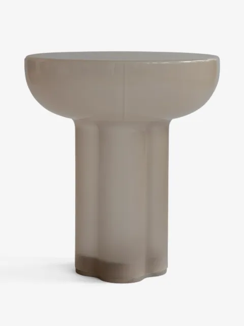 101 Copenhagen Crown table