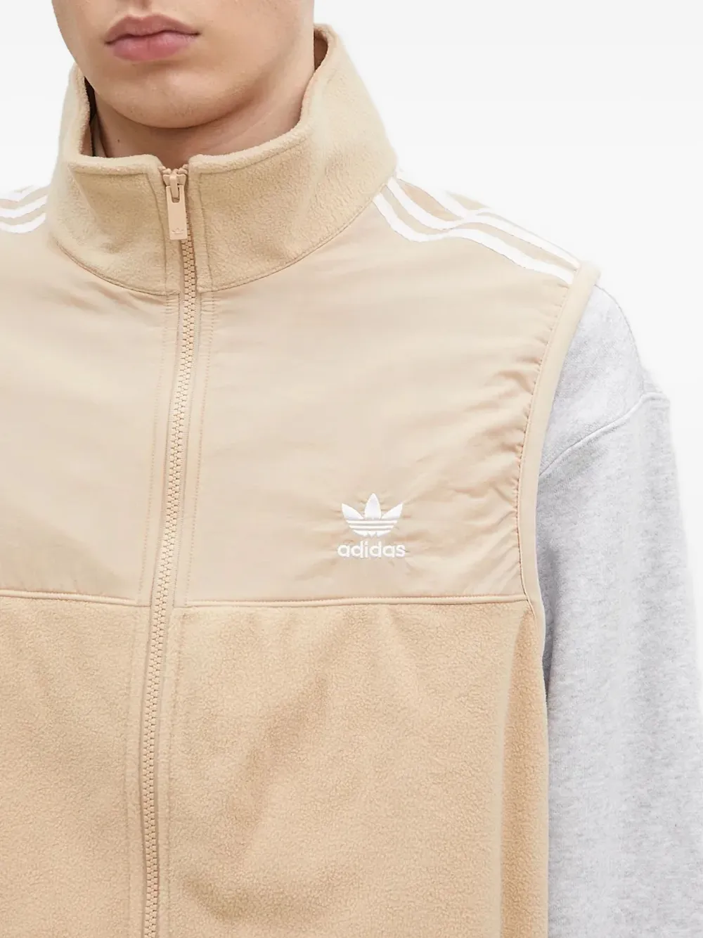 adidas Top met geborduurd logo Beige