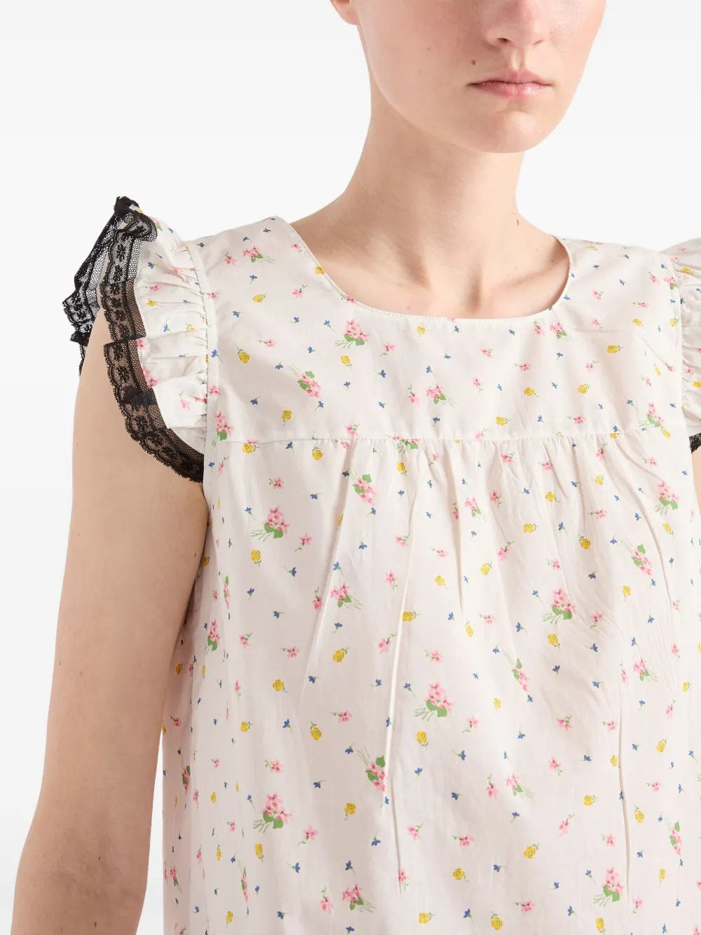 Prada Mini-jurk met bloemenprint Wit