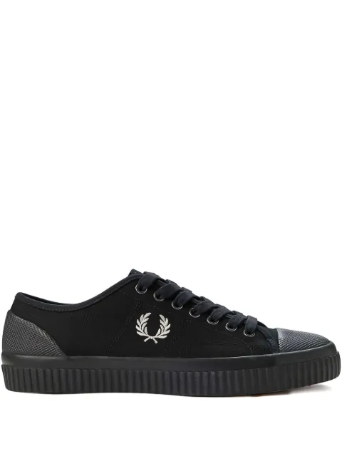 Fred Perry tenis con logo bordado