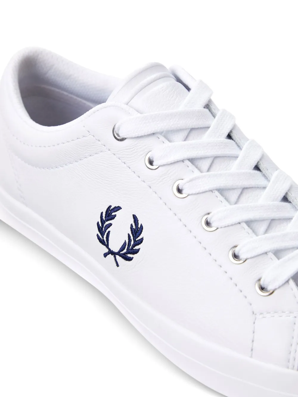 Fred Perry Leren sneakers met geborduurd logo Wit