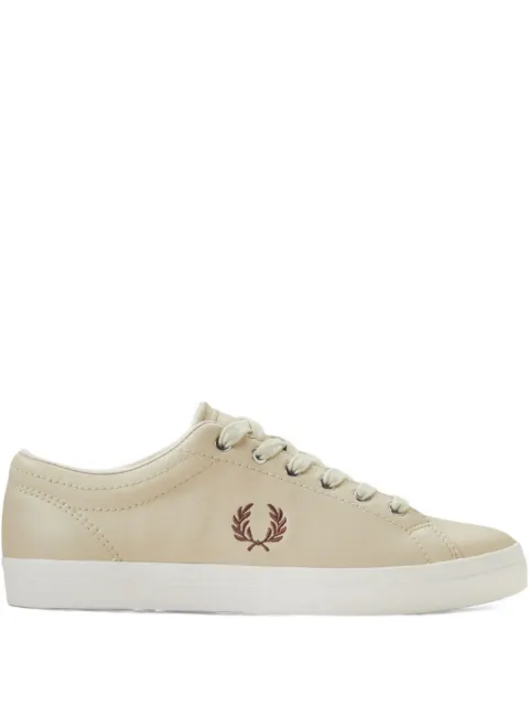 Fred Perry tenis con logo bordado
