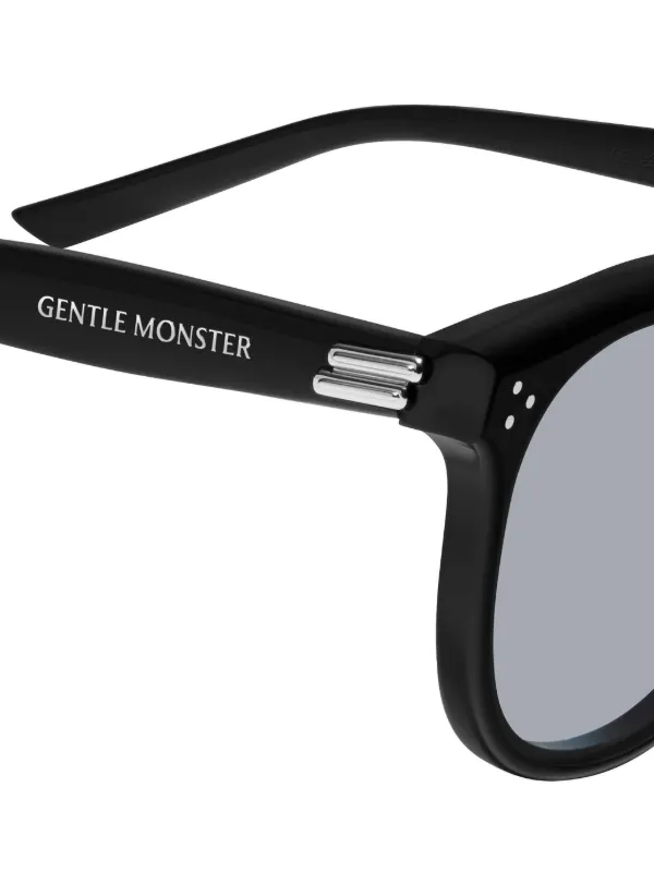 Gentle Monster Dean 01 サングラス | ブラック | FARFETCH JP