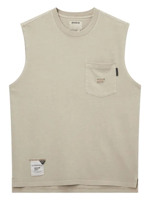 Musium Div. sleeveless pocket T-shirt
