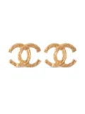 CHANEL Pre-Owned 1980s CC earrings - Gold