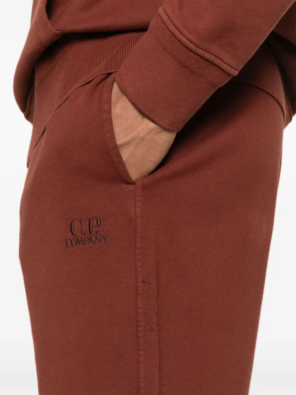 C.P. Company Shorts met geborduurd logo Bruin