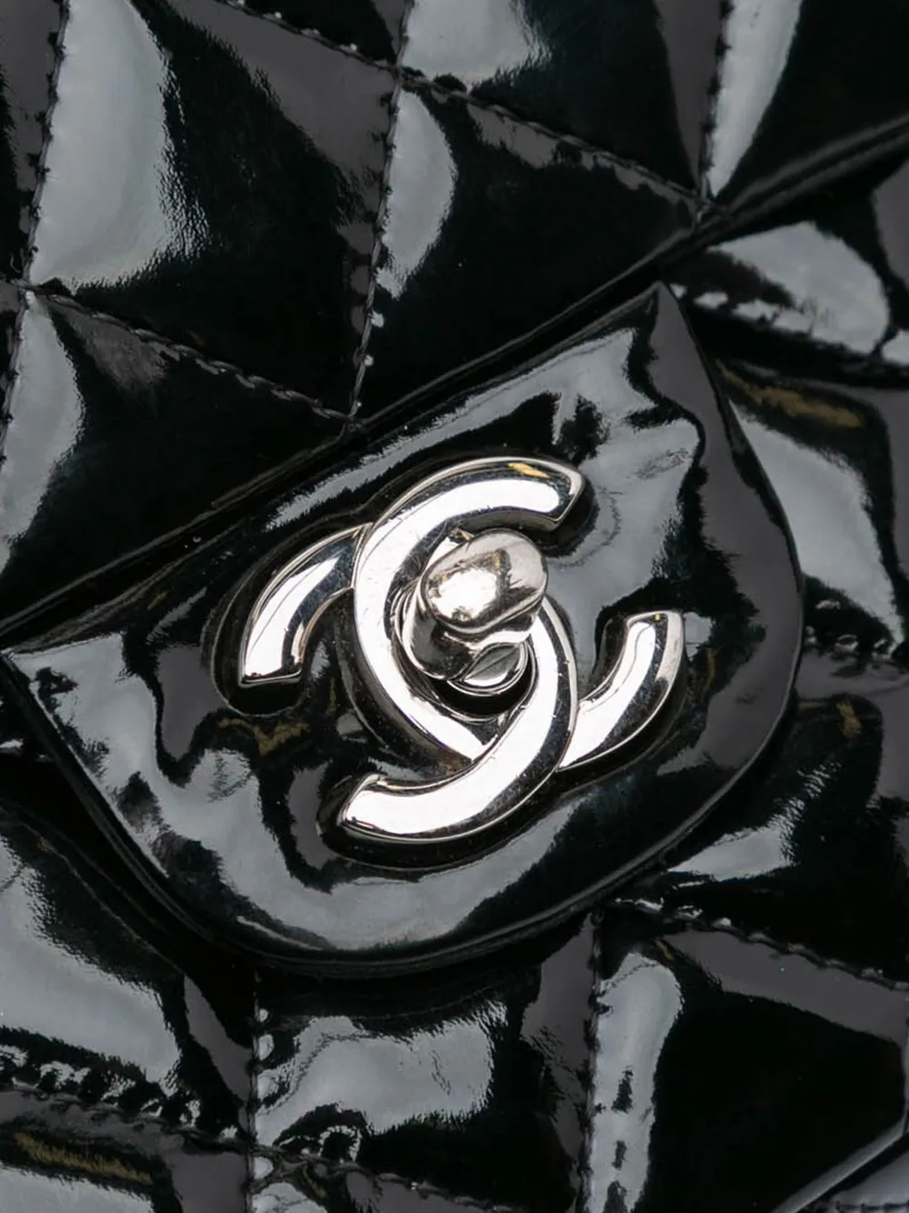 Pre-owned Chanel 2011 Medium Classic Patent Double Flap Shoulder Bag In 黑色