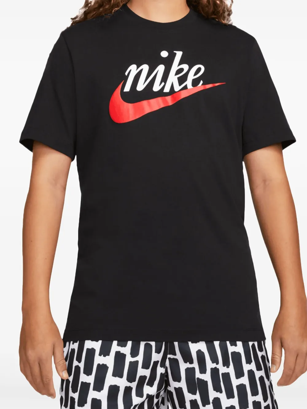 Nike "Black" T-shirt met logoprint Zwart