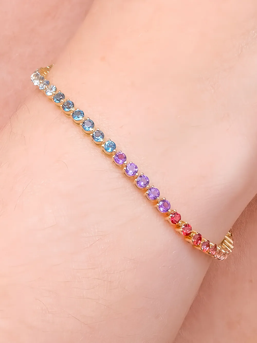  Brumani 18k Yellow Gold Looping Colors Multi-stone Bracelet 