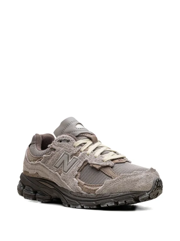 New Balance 2002R 