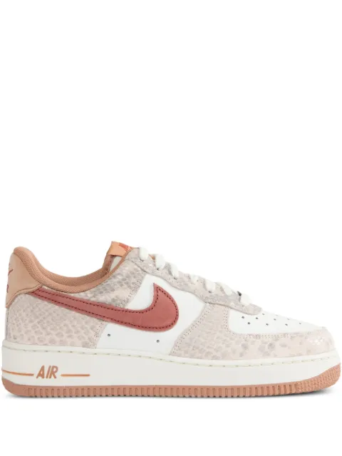 Nike Air Force 1'07 LV8 sneakers
