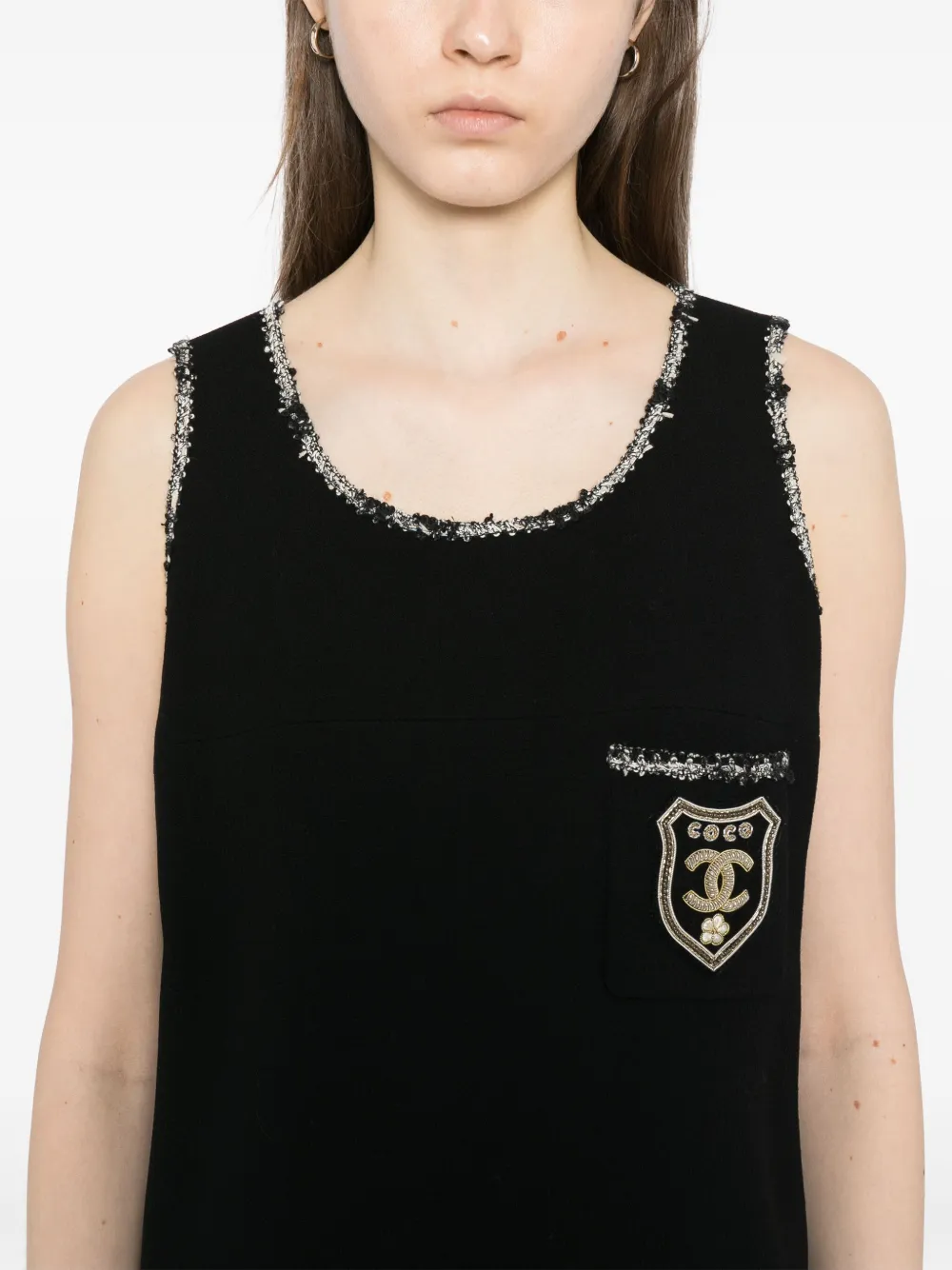 Pre-owned Chanel 2005 Ensemble Sleeveless Top In Black