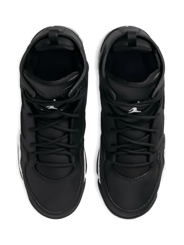 flight club trainers