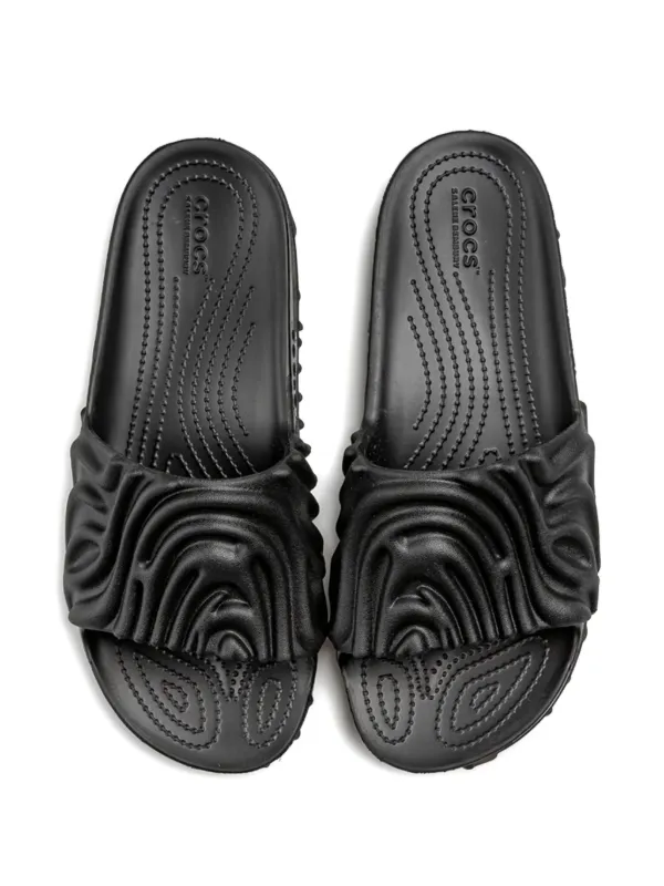 Crocs x Salehe Bembury The Pollex Textured Slides | Black