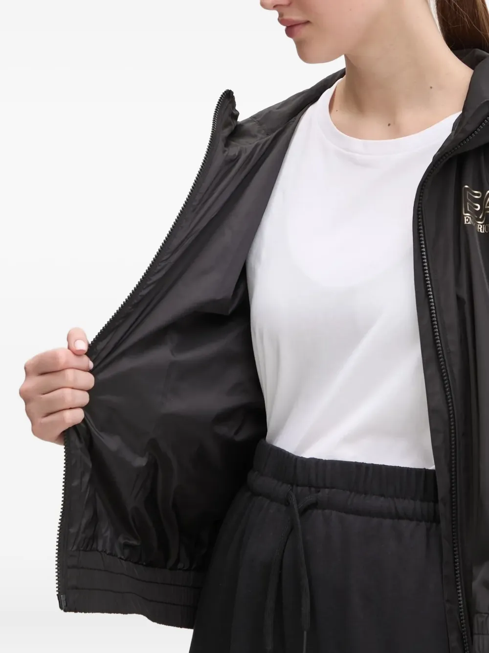 Ea7 Emporio Armani Bomberjack met logoprint Zwart