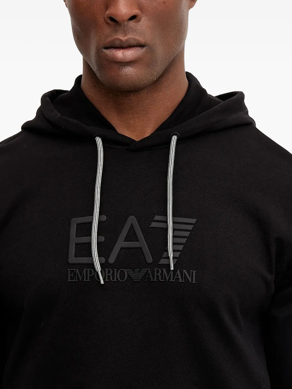 Ea7 Emporio Armani logo-embossed hoodie Zwart