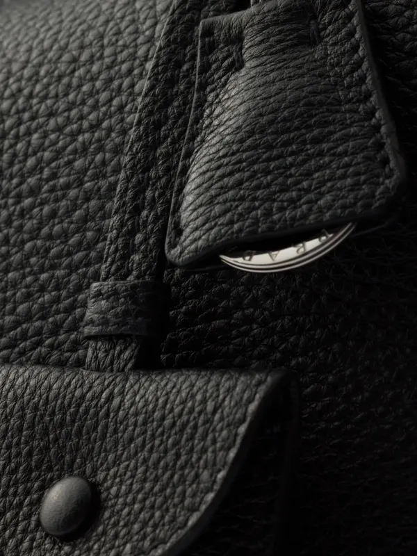 Prada レザー トートバッグ | ブラック | FARFETCH JP