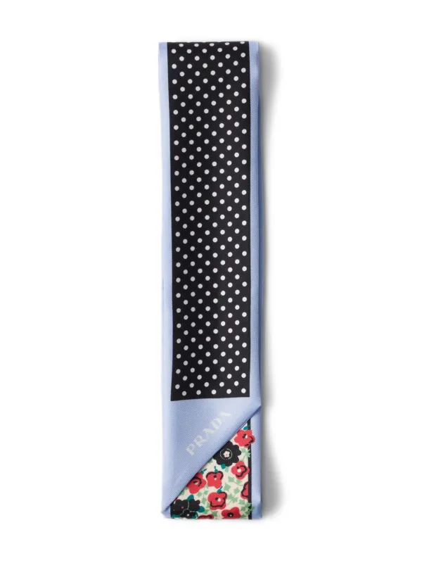 PRADA シルク スカーフ ロゴ ブルー Prada シルクスカーフ | ブルー | FARFETCH JP
