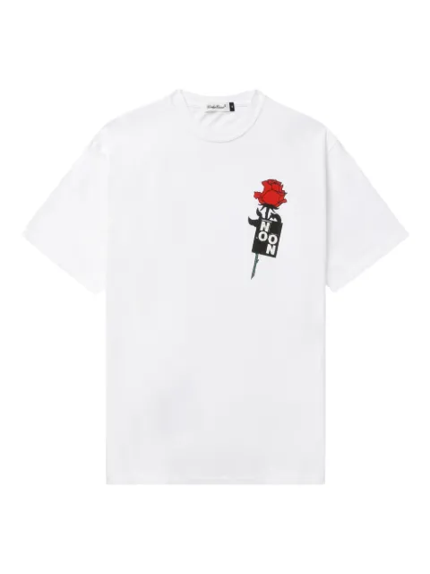 Undercover playera con rosas estampadas