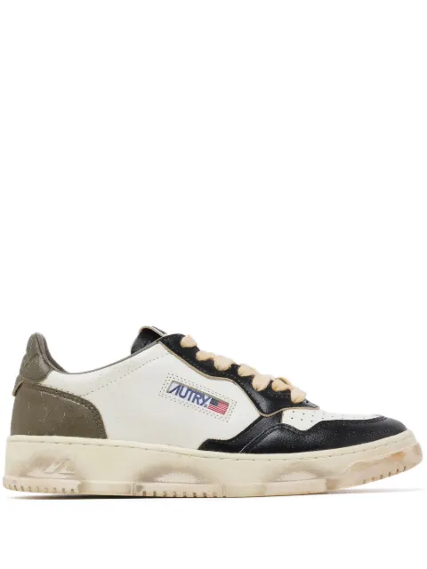 Autry low-top sneakers