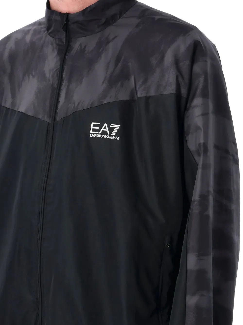 Ea7 Emporio Armani Lichtgewicht jack met logo Zwart