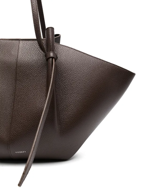 YUZEFI ハンドバッグ　mochi ブラウン Yuzefi Mochi Shoulder Bag | Brown | FARFETCH