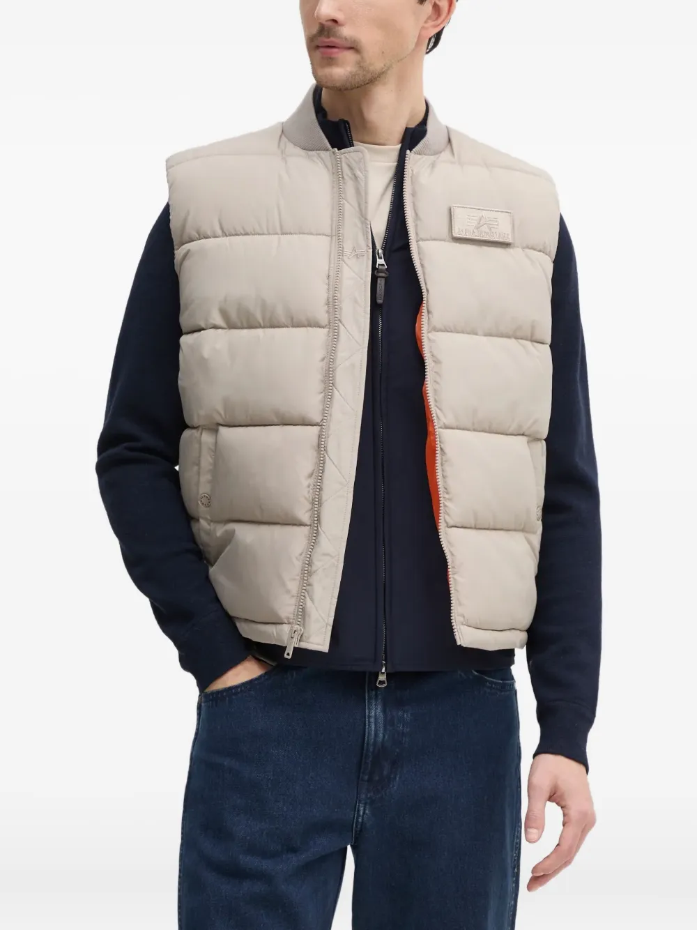 Alpha Industries Gewatteerde bodywarmer met logodetail Beige