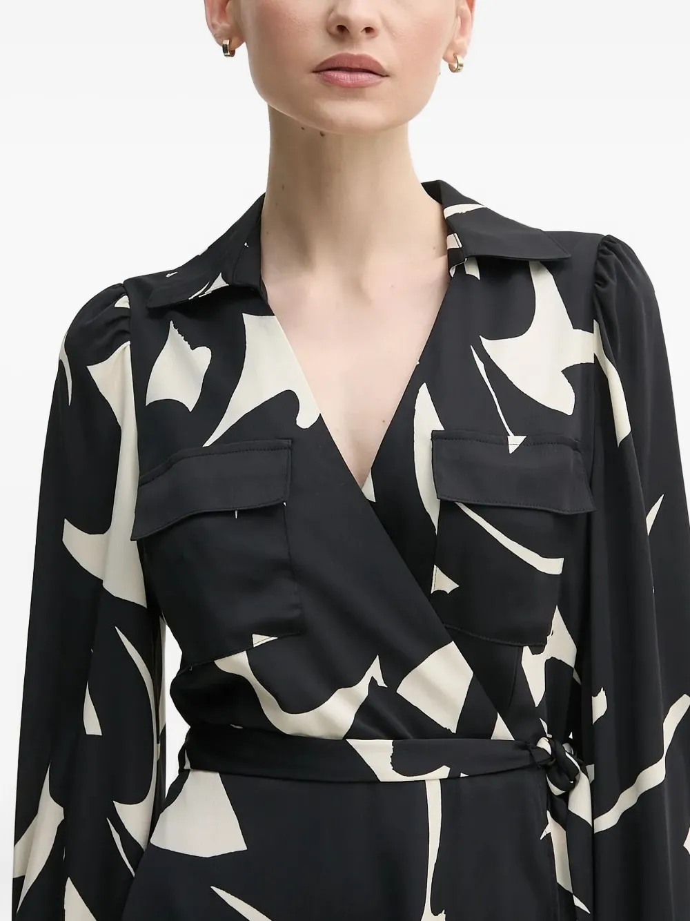 DKNY abstract-print wrap dress Zwart