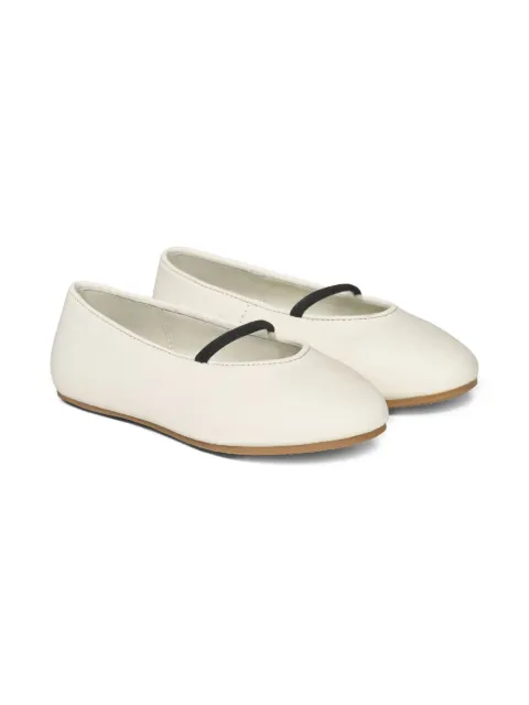 Age of Innocence flats Daphne