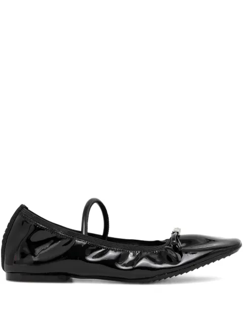 DKNY flats Dale