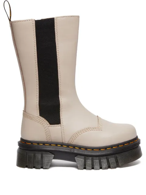Dr. Martens بوت تشيلسي 'أودريك'