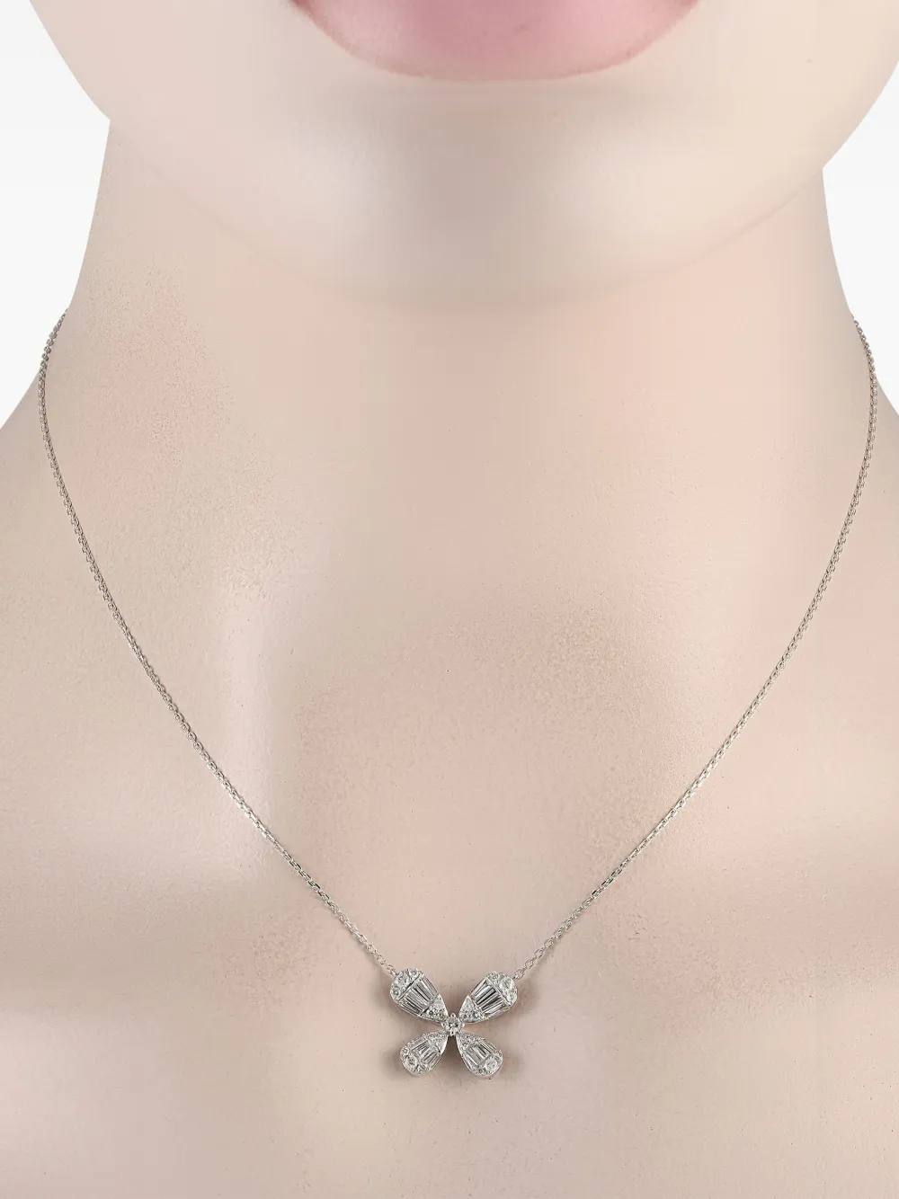 LB Exclusive 14K white gold Four Petal Flower diamond necklace - Argento