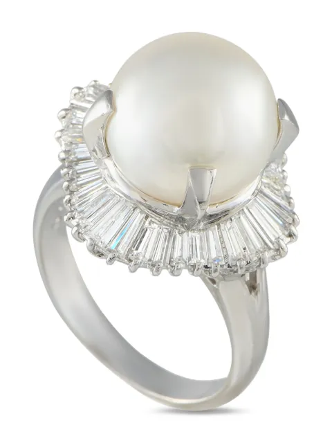 LB Exclusive anillo en platino con diamantes y perla