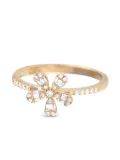LB Exclusive 14kt yellow gold Flower diamond ring