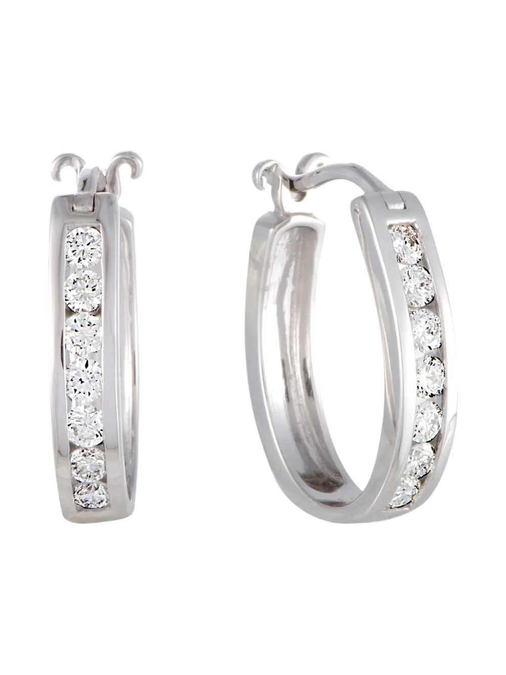 LB Exclusive 14K white gold diamond earrings | Image 2