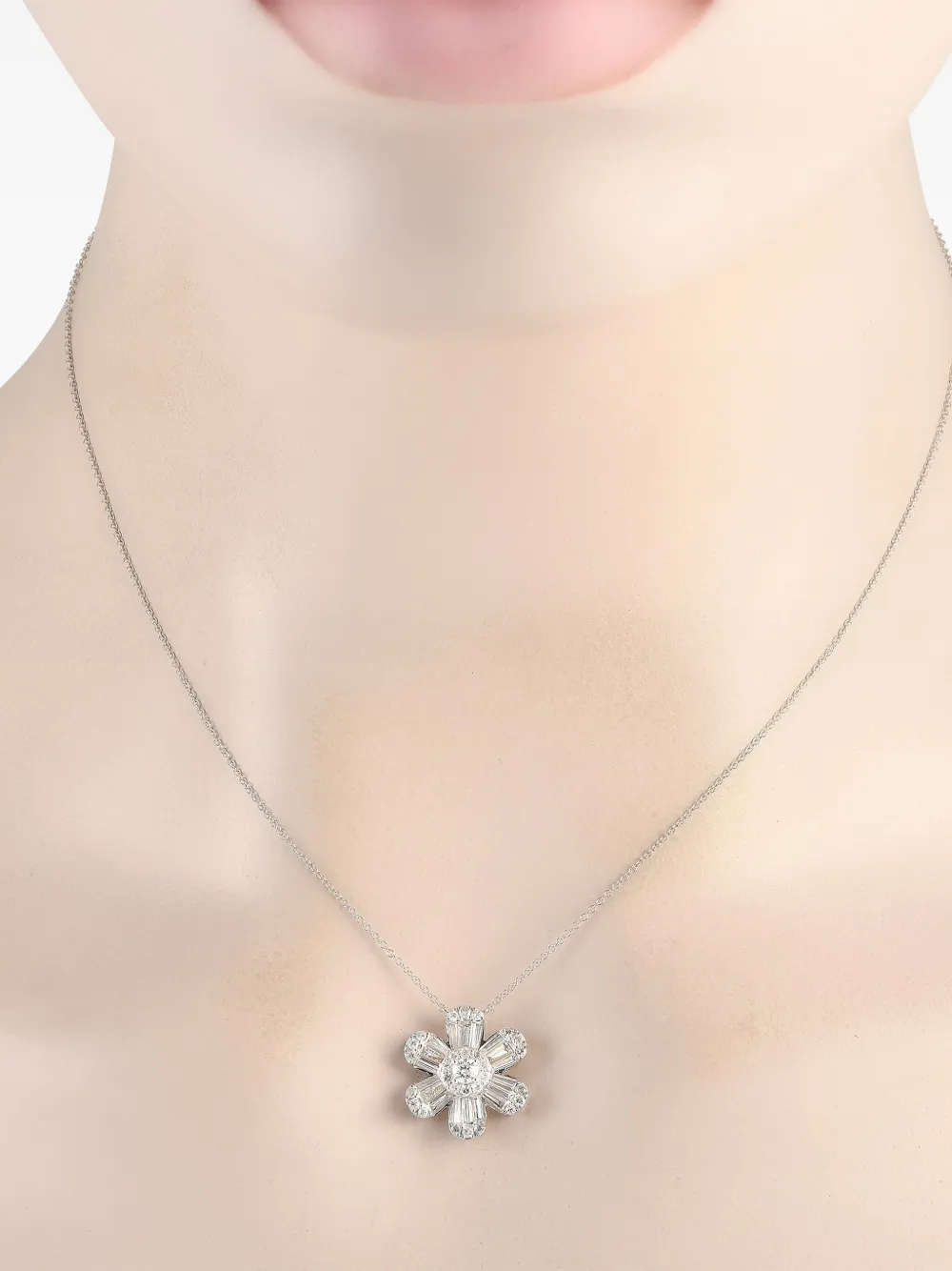 LB Exclusive 14K white gold Flower diamond necklace | Image 2