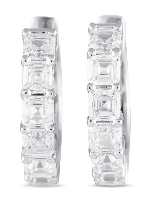 LB Exclusive 18K white gold diamonds huggie earrings