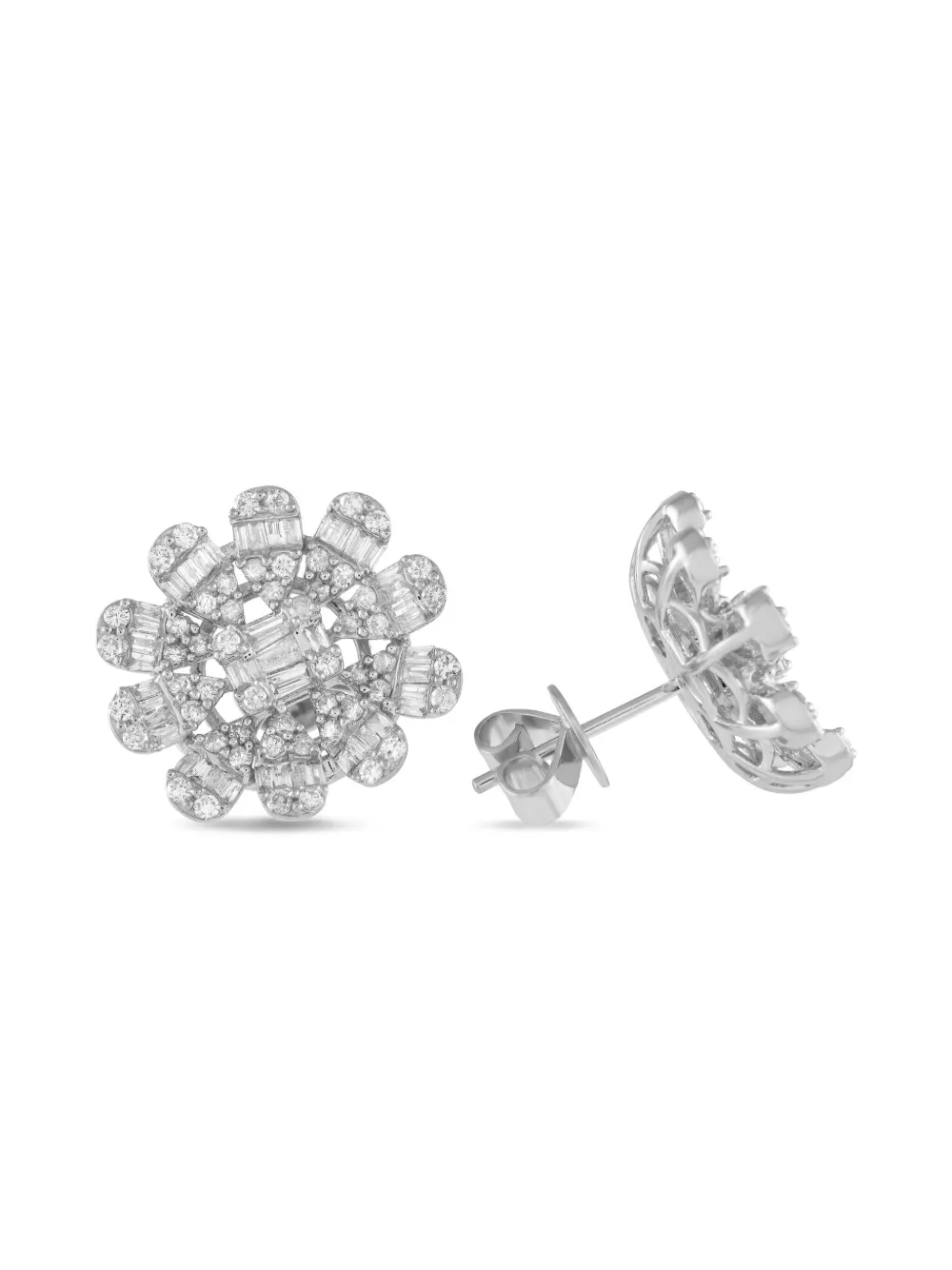LB Exclusive 14kt white gold Flower diamond earrings | Image 2