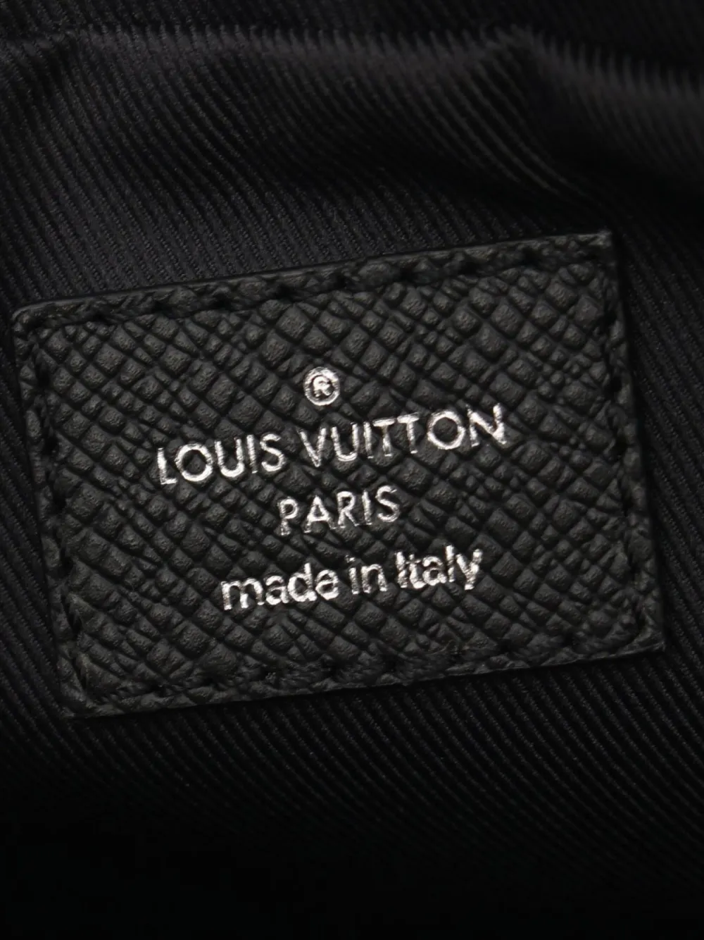 LOUIS VUITTON 2019 TAIGARAMA BELT BAG