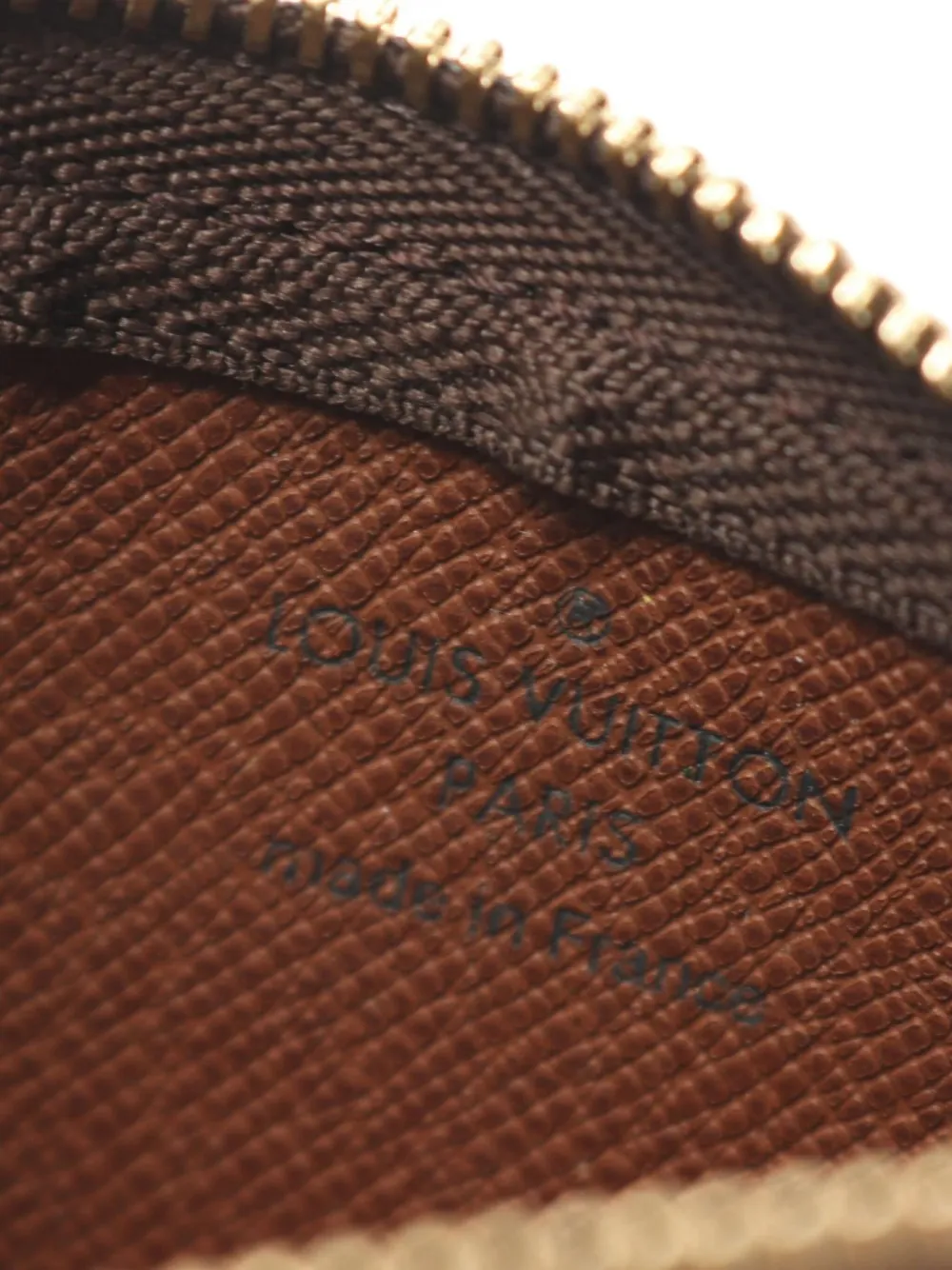 Louis Vuitton Pre-Owned Pouch in tela con monogramma 2019 | Pre-owned | Image 4