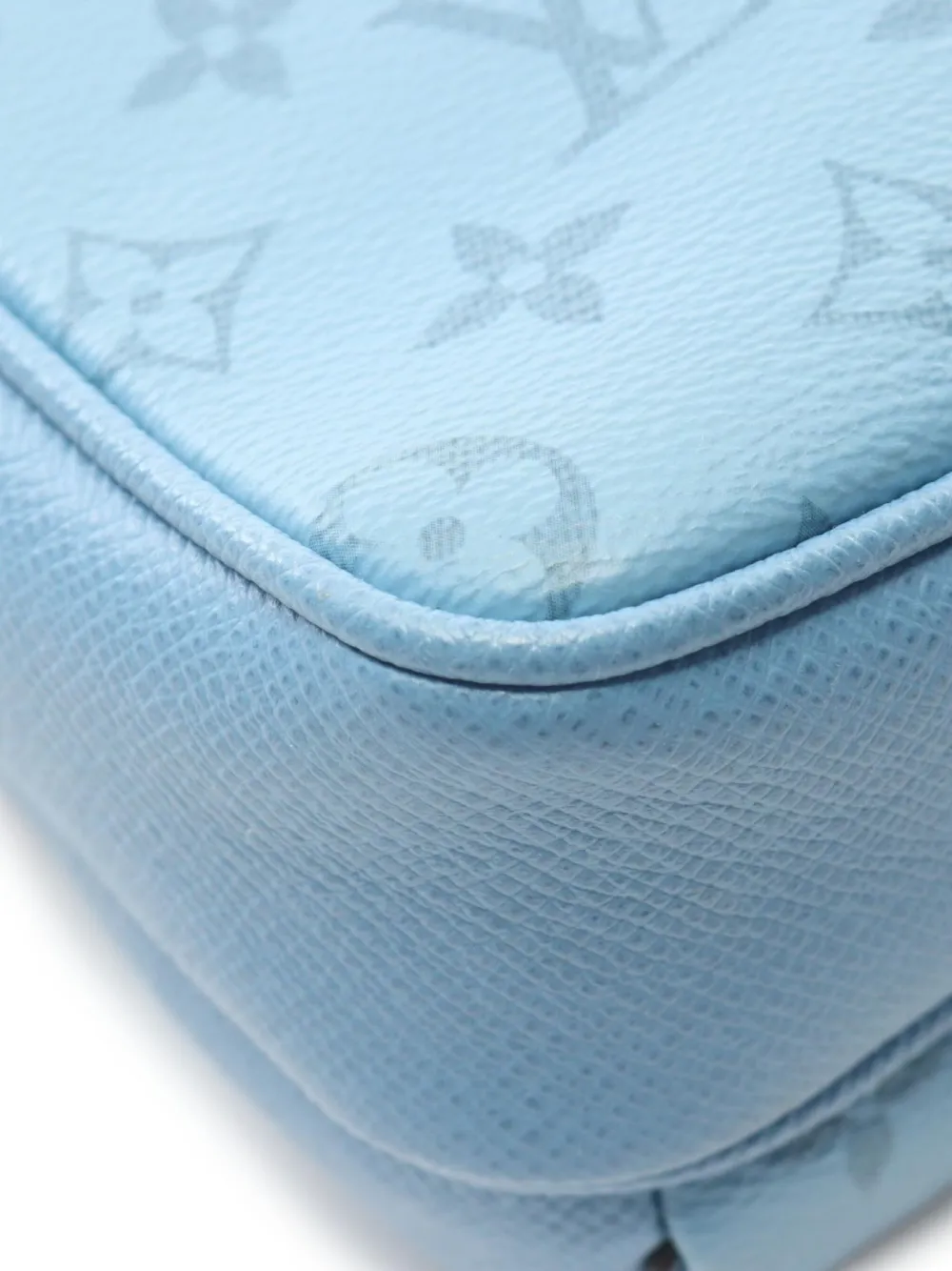 Pre-owned Louis Vuitton 2021 Taigarama Outdoor Messenger Bag In Blue