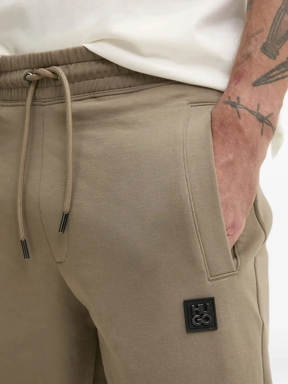 HUGO Trainingsbroek met logopatch Bruin