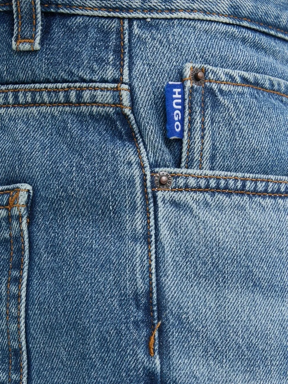HUGO Jeans met logopatch Blauw