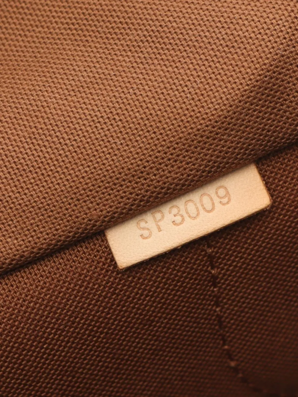 Pre-owned Louis Vuitton 2009 Montorgueil Pm Tote Bag In Brown