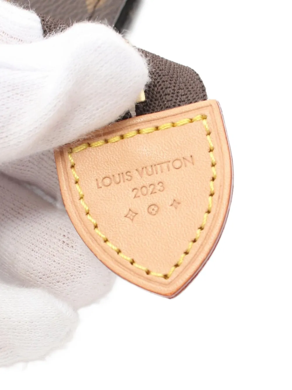 Pre-owned Louis Vuitton 2021 Poche Toilette 26 Clutch Bag In Brown
