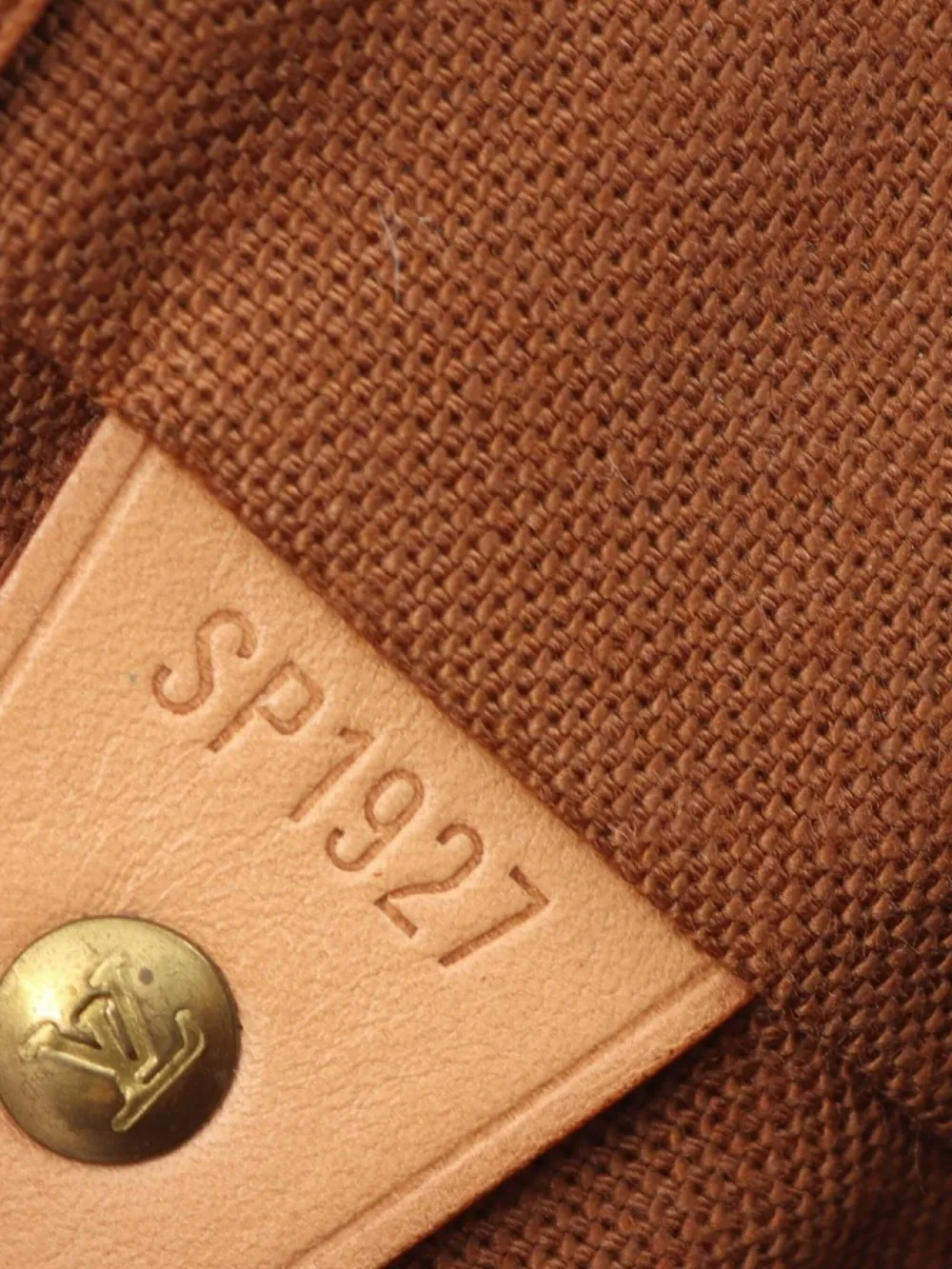 Pre-owned Louis Vuitton 1997 Montsouris Mm Monogram Backpack In Brown