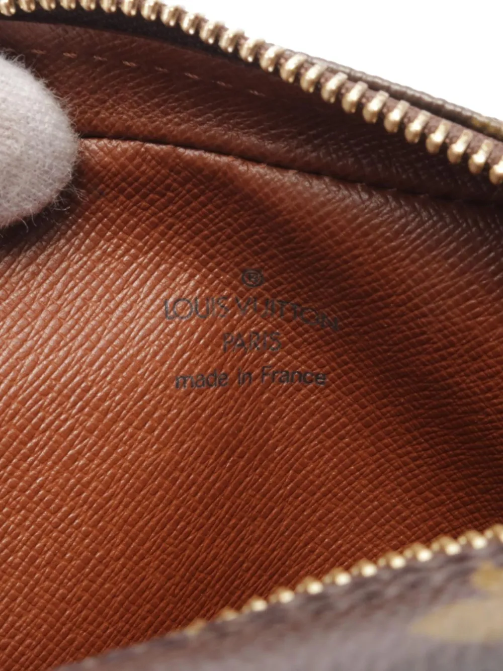 Pre-owned Louis Vuitton 2004 Amazon Shoulder Bag In Brown