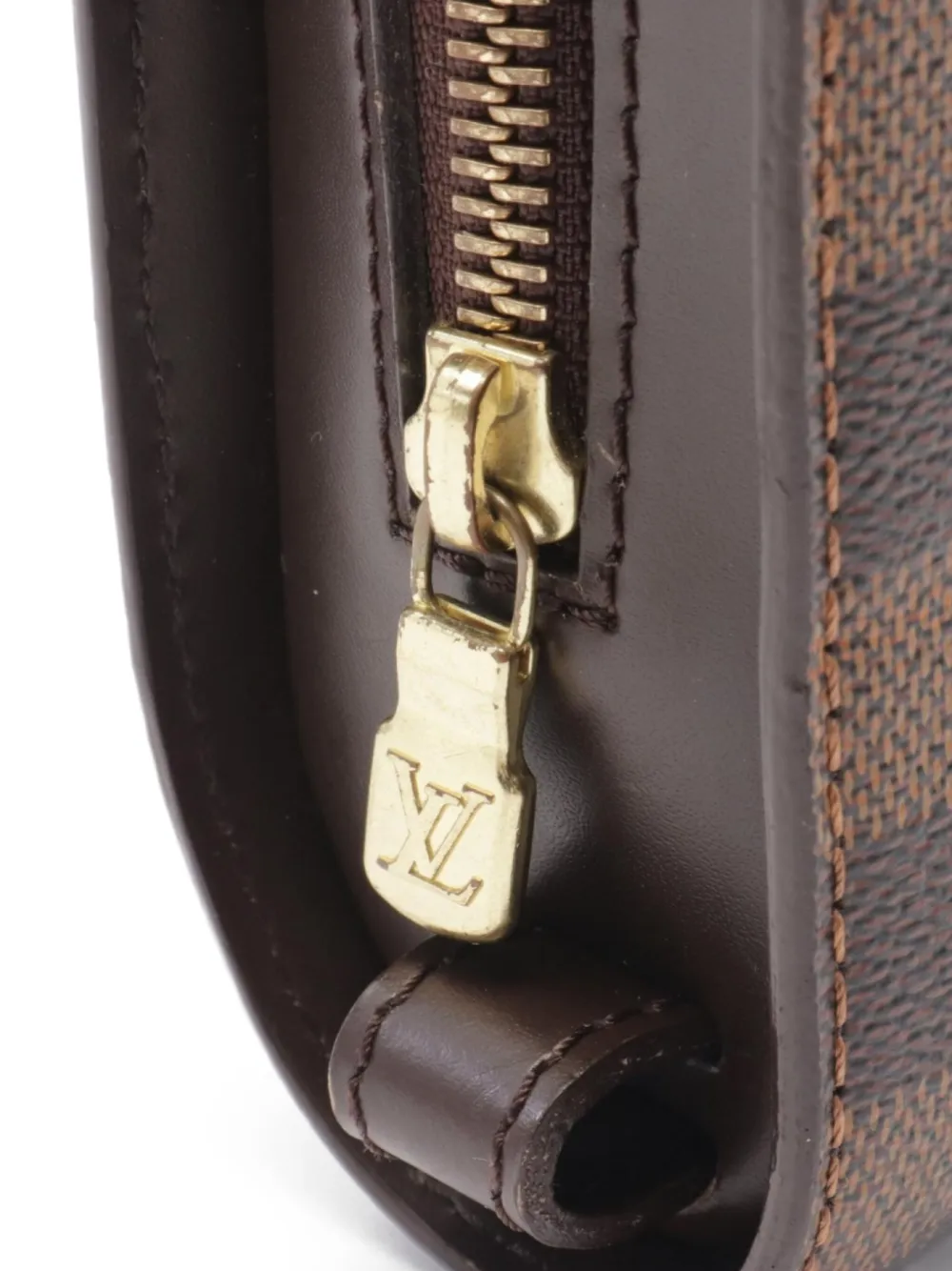 Pre-owned Louis Vuitton 2011 Saint Louis Clutch Bag In Brown