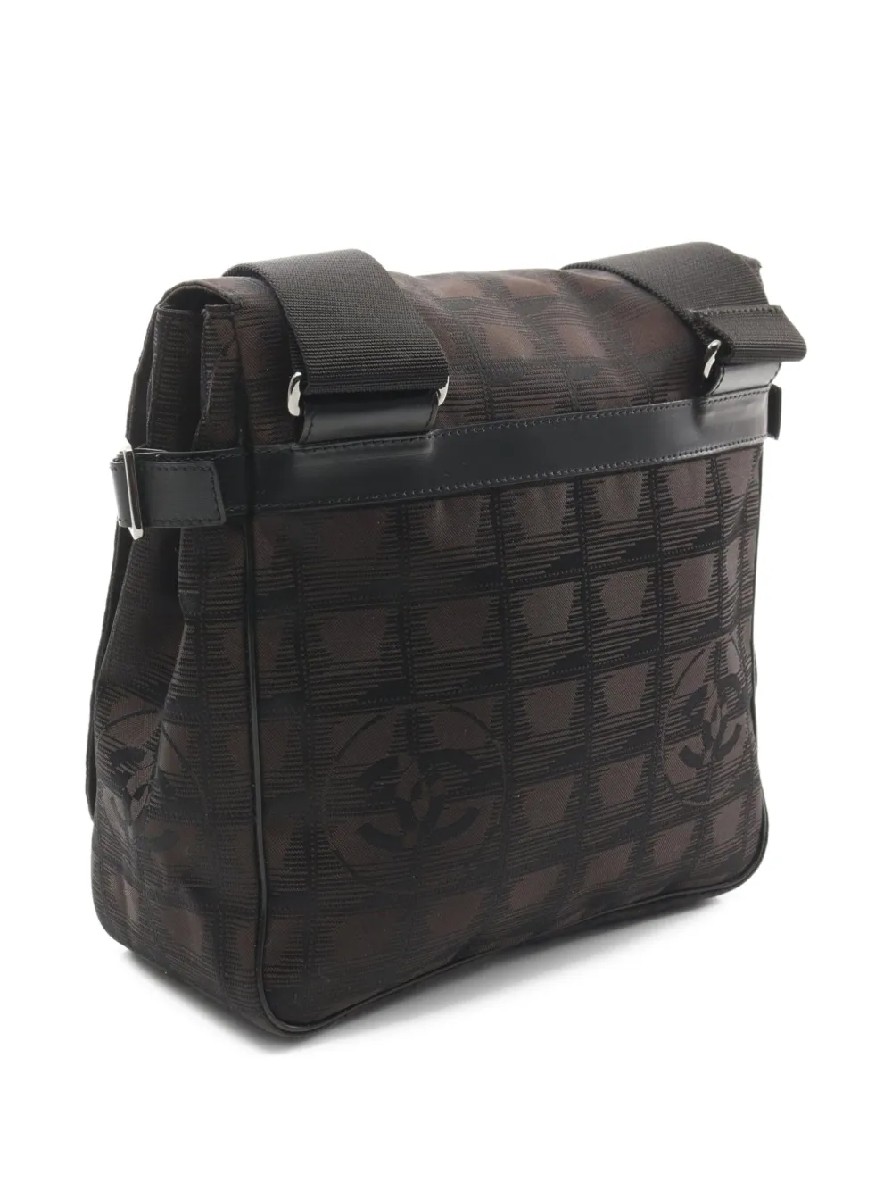 Pre-owned Chanel 2005-2006 New Travel Line Shoulder Bag In Brown