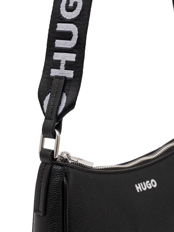【関税込み】Hugo ブラック ロゴパッチ バッグ Amazon.com: HUGO Mesh Logo Backpack, Black Currant, PCE